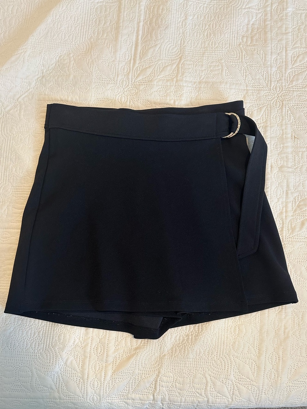 H&M Black Skort with D-Ring Waist Tie